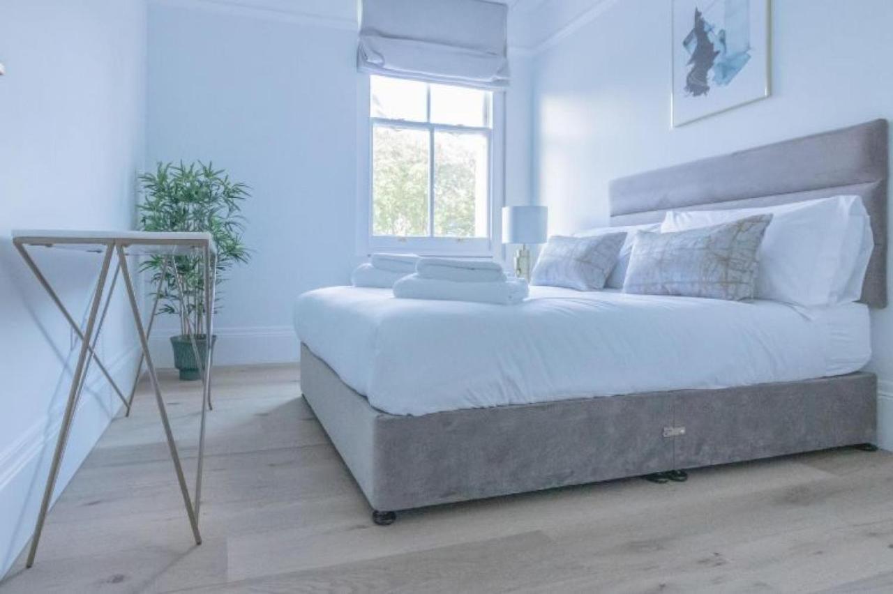Royal Kensington In Cromwell Road Apartment London Exterior photo