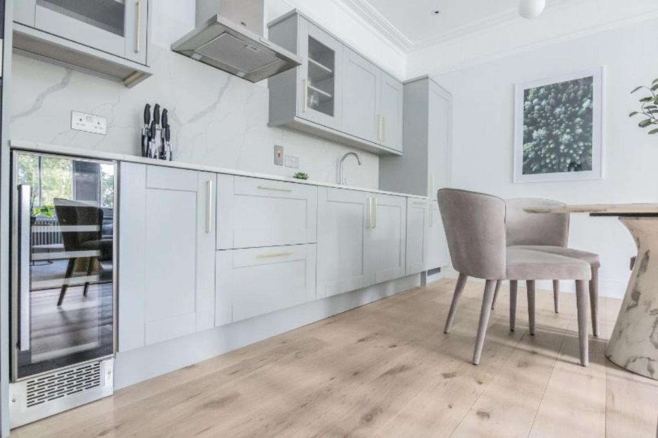 Royal Kensington In Cromwell Road Apartment London Exterior photo